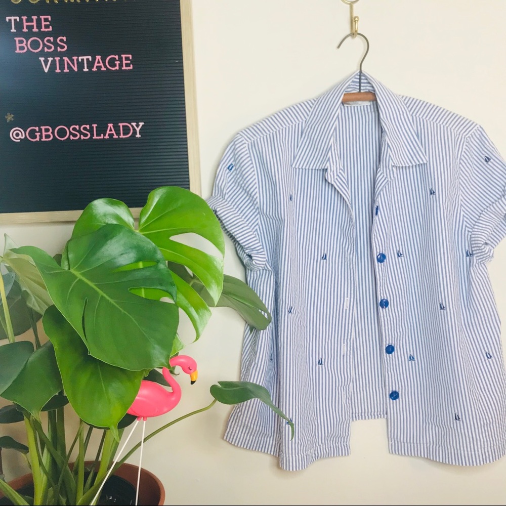 VTG Nautical Crop Seersucker Button Up Popover - Picture 4 of 6